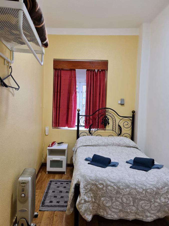 Pensao Residencial Flor Dos Cavaleiros Ξενοδοχείο Lisboa Εξωτερικό φωτογραφία