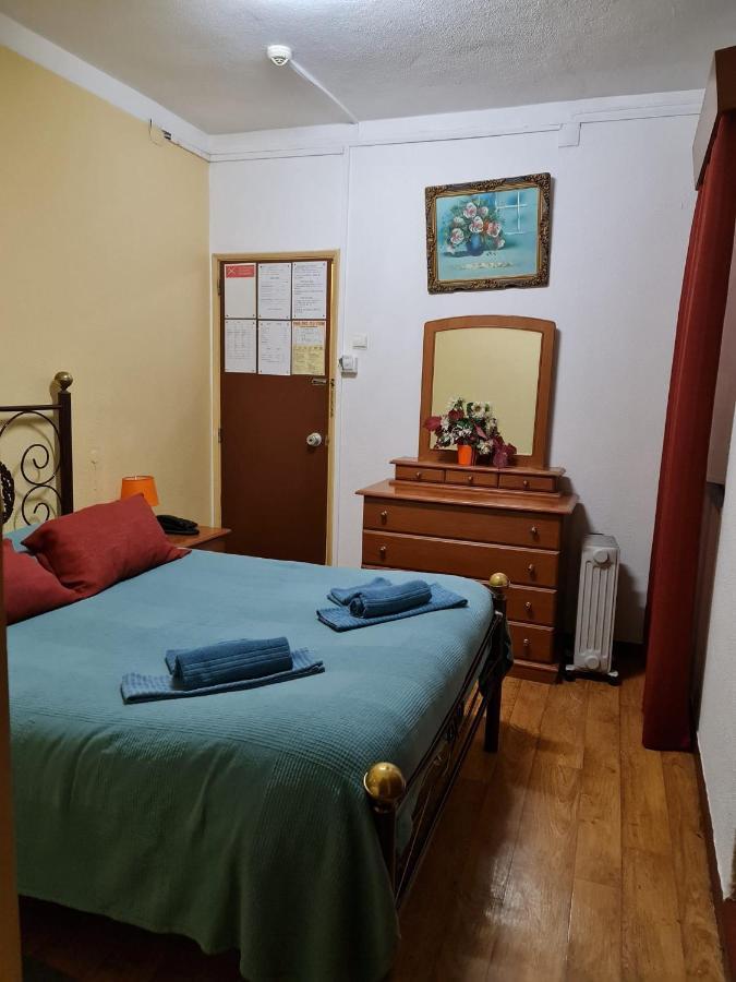 Pensao Residencial Flor Dos Cavaleiros Ξενοδοχείο Lisboa Εξωτερικό φωτογραφία