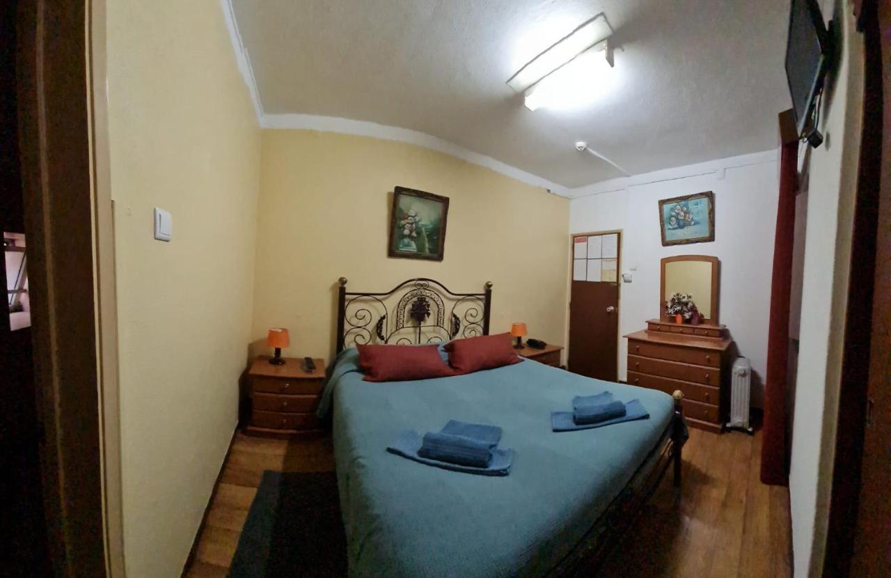 Pensao Residencial Flor Dos Cavaleiros Ξενοδοχείο Lisboa Εξωτερικό φωτογραφία